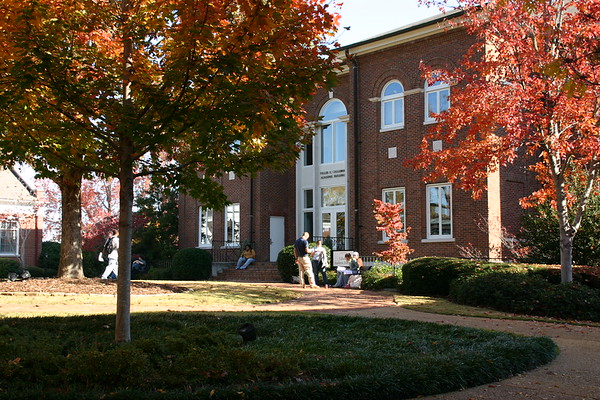 Fuller E. Callway Academic Building