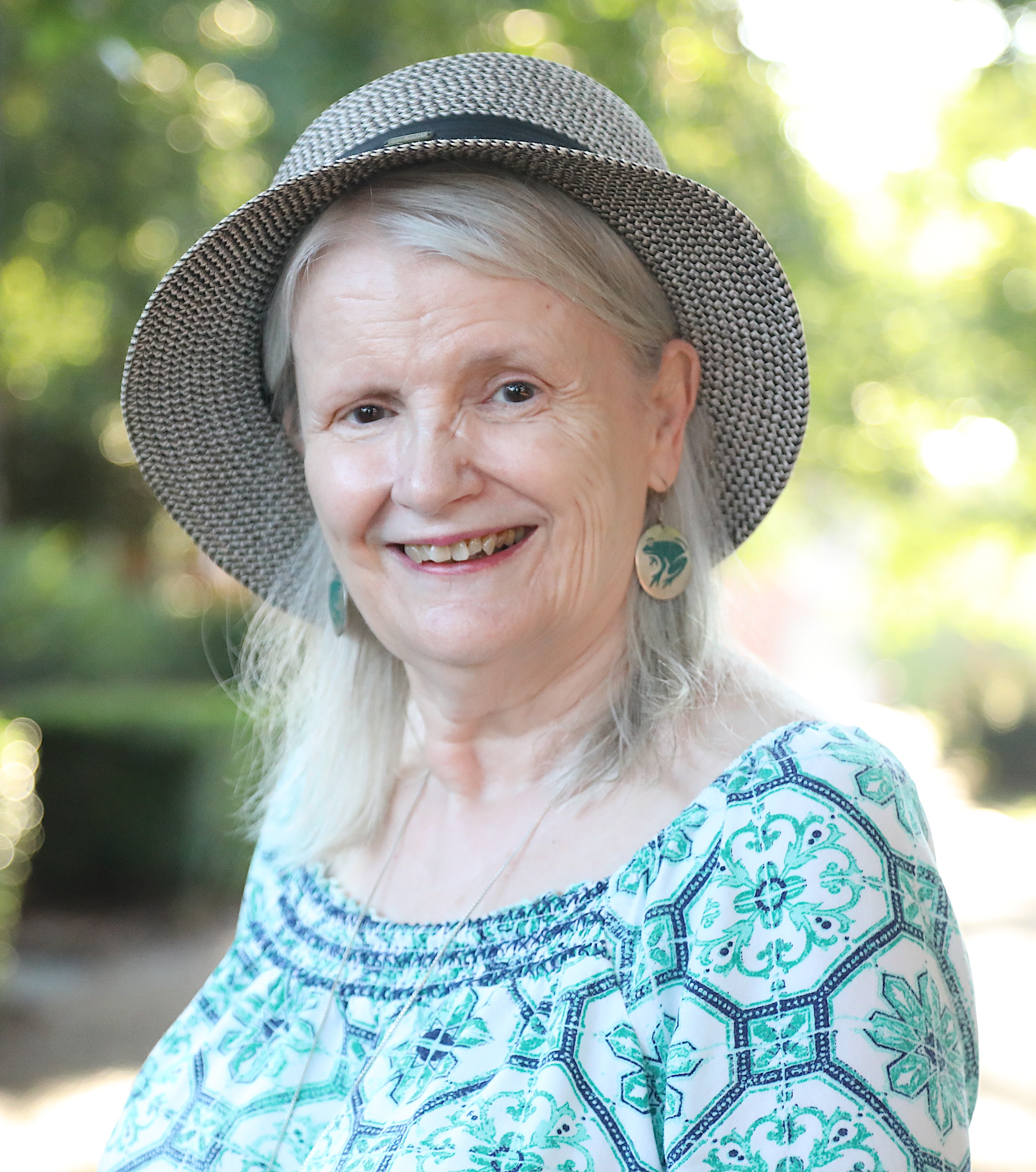 Dr. Amanda Plumlee