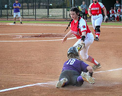 softball-agnes-scott.jpg