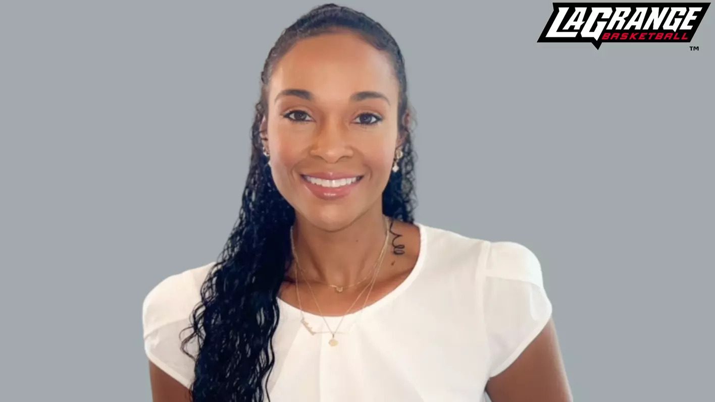 womens-coach-lane-frazier.jpg