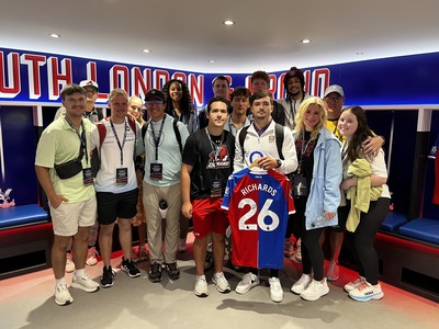 Students visit site of television show in London