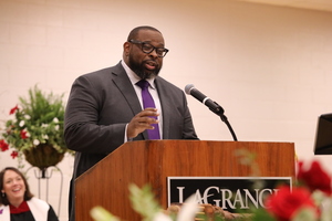 Physician speaks to graduates