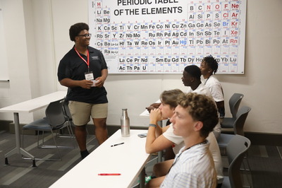 Student leads orientation session