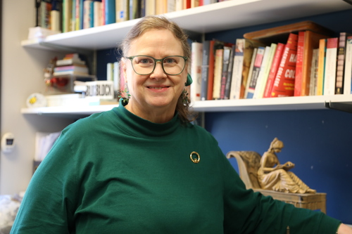 Professor to present French literature lecture